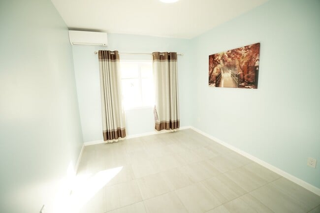 Foto del edificio - 816 18th Ave