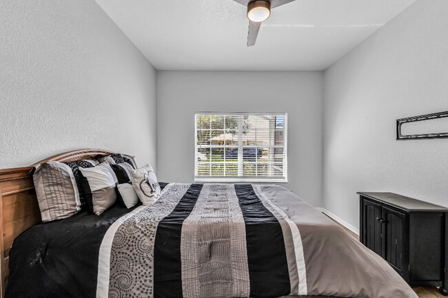 Foto del edificio - 1647 Red Oak Ln