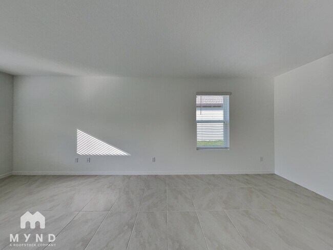 Building Photo - 36813 Yesler Dr
