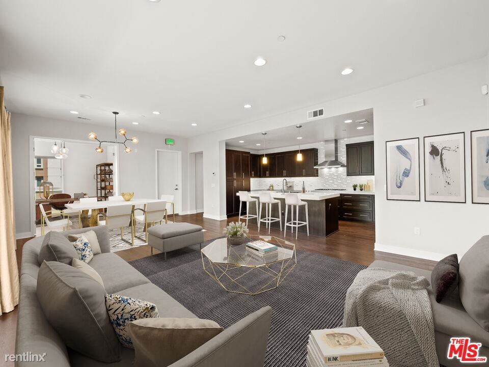 Primary Photo - 3 br, 3 bath Condo - 5695 Goldeneye Dr Apt 2
