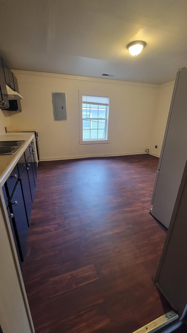 Foto del edificio - 208 N Hospital St