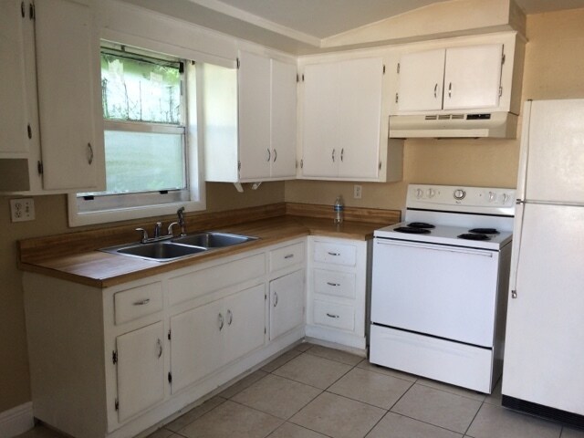 Foto del edificio - 715 SW 2nd Ct