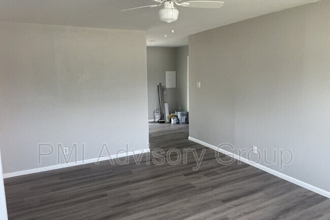 Foto del edificio - 602 SE 37th St