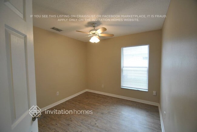 Foto del edificio - 1372 Sierra Cir