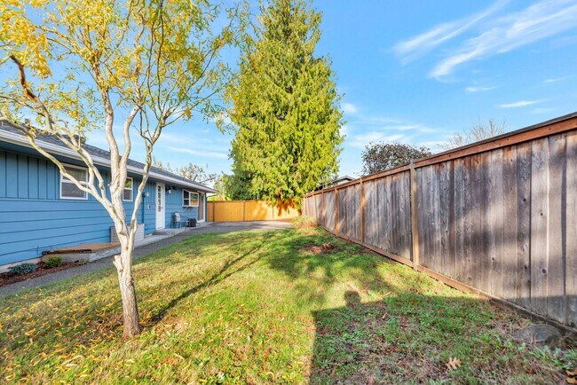 Foto del edificio - Woodridge Home 4bd 3ba great location!