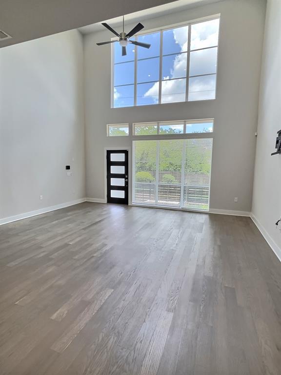 Building Photo - 4407 Grotto Dr