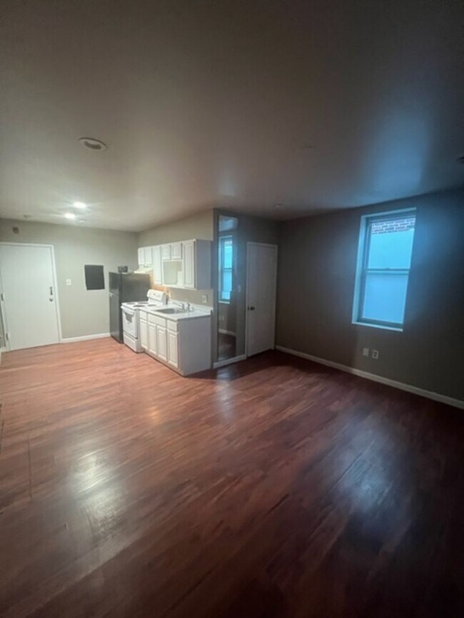 Foto del edificio - 3456 Kensington Ave