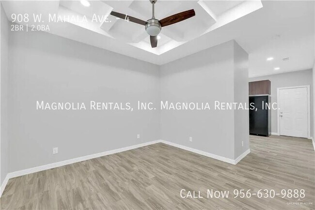 Foto del edificio - 908 W Mahala Ave