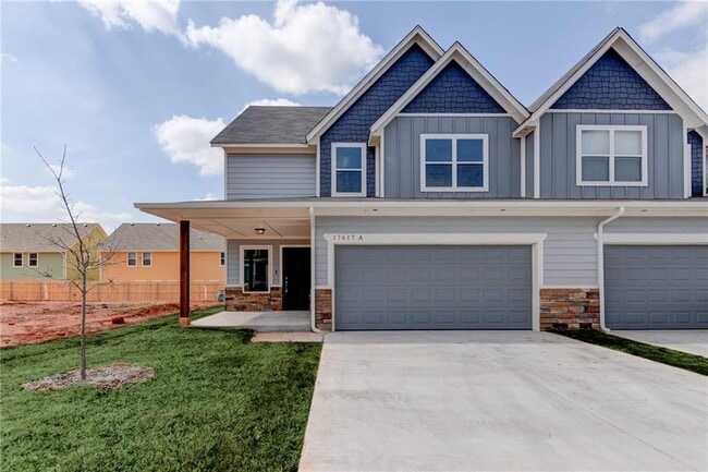 Photo - 17617 Hampton Park Dr Townhome