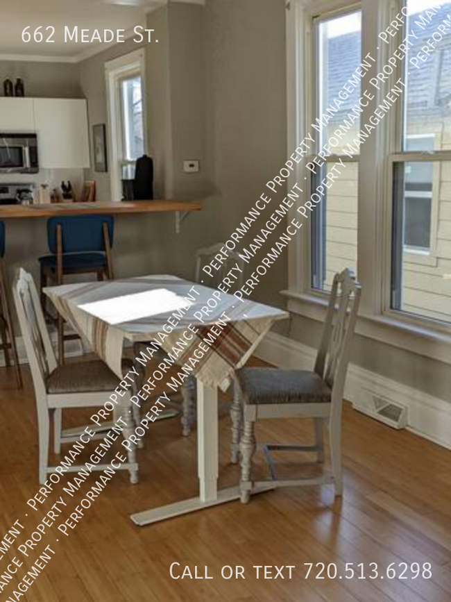 Building Photo - Charming 2BR fully furnished a few miles f...