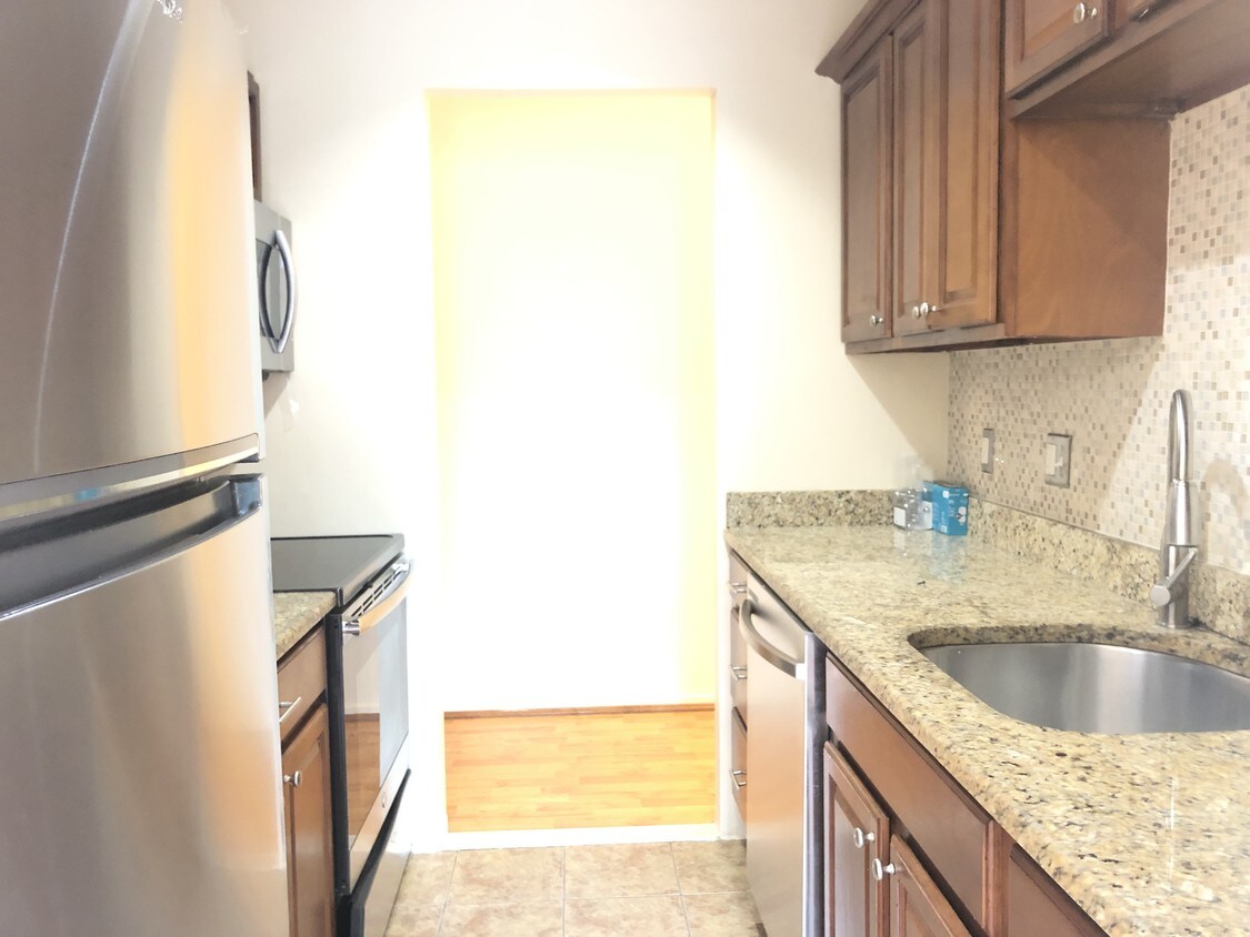 42 Loomis St, Malden, MA 02148 Condo for Rent in Malden, MA