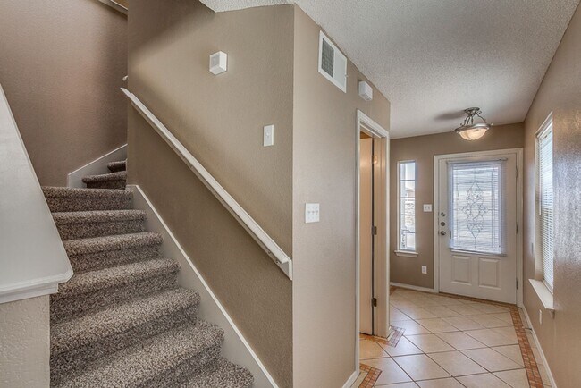 Building Photo - Eastside Home for Rent! Prestigious 2 Stor...