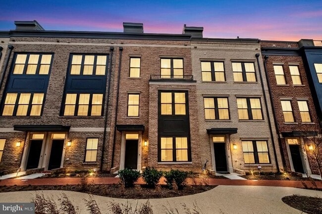 Foto del edificio - 1211 Northside Park Blvd