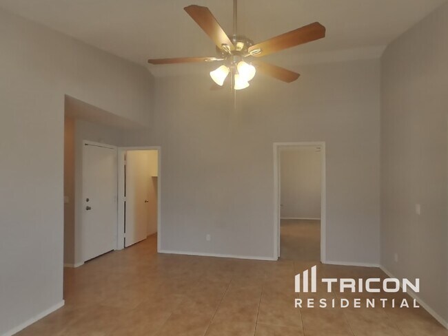 Foto del edificio - 6837 W Gary Way