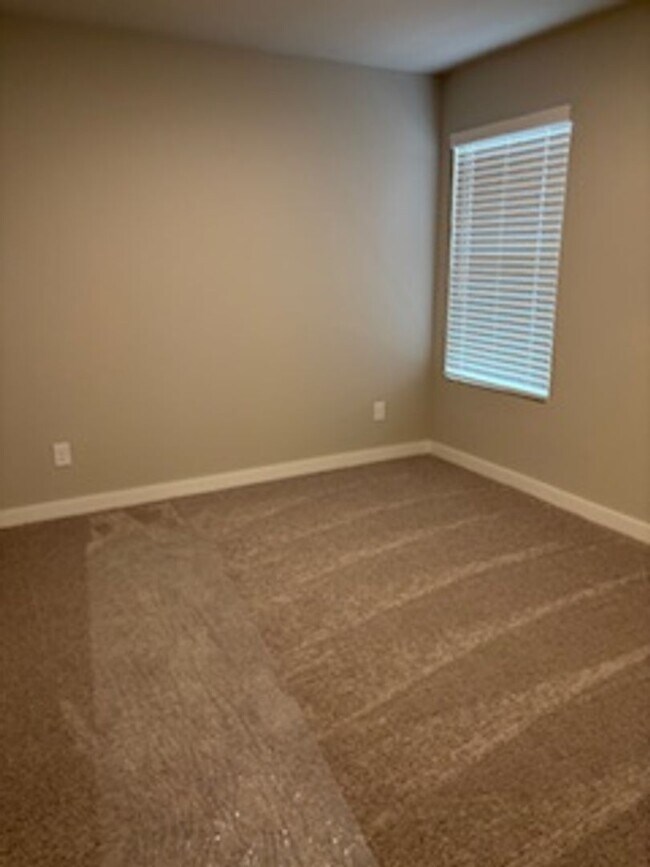 Building Photo - First Month Free!