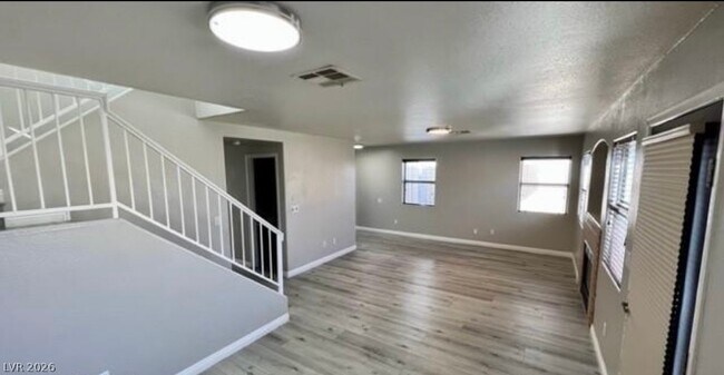 Building Photo - 4216 Sky Sands St