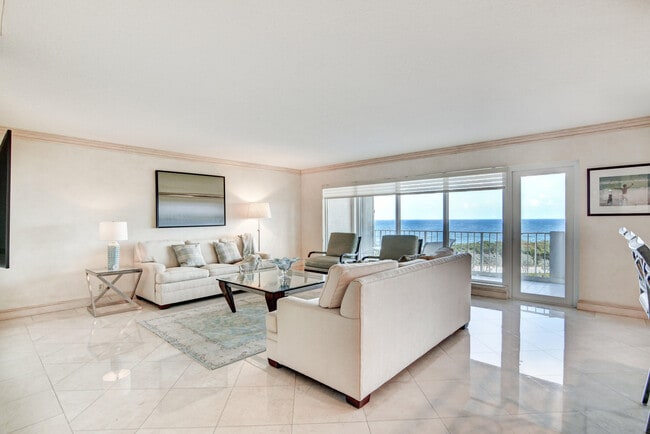 Building Photo - 4301 N Ocean Blvd