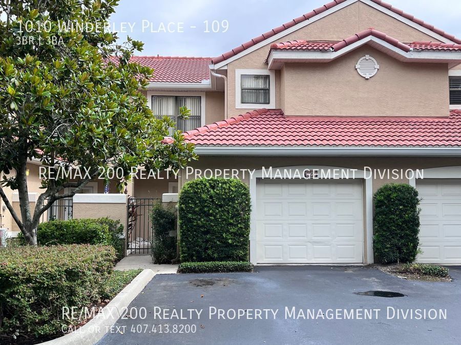Primary Photo - Villas of Lake Destiny