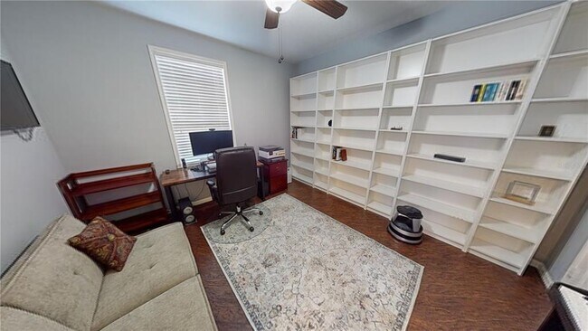 Foto del edificio - 221 Longview Ave