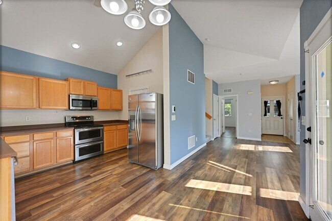Foto del edificio - Charming 3br/3ba Bungalow in East-Central ...