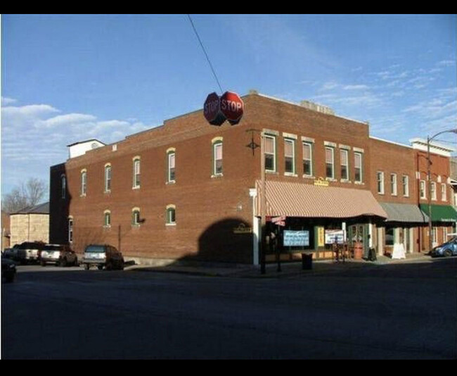 Building Photo - 130 W Kentucky Ave