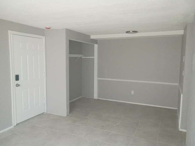 Foto del edificio - 13444 Euclid Ave