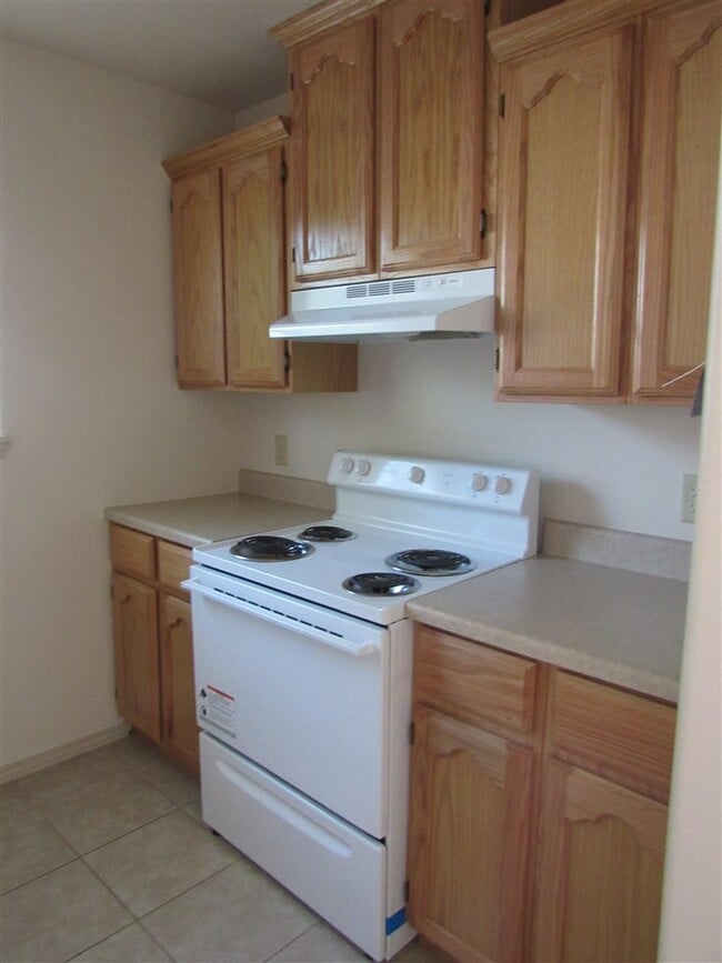 Building Photo - 1720 Juarez Ave