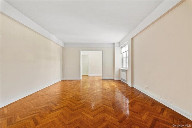 Foto del edificio - 45 Popham Rd