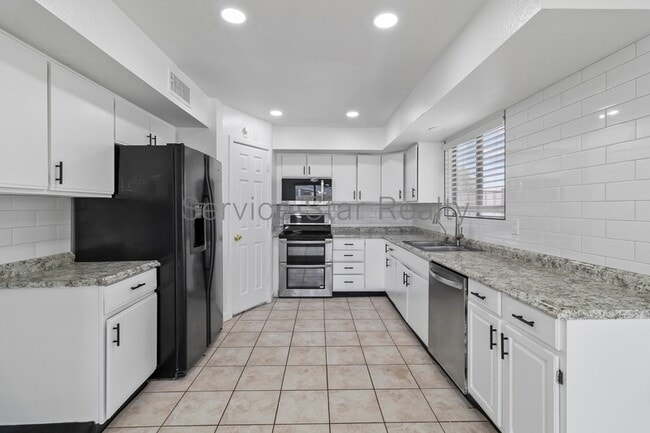 Building Photo - 4767 W Piute Ave
