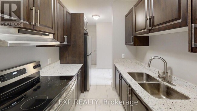 Photo du bâtiment - 95 Barrie Rd