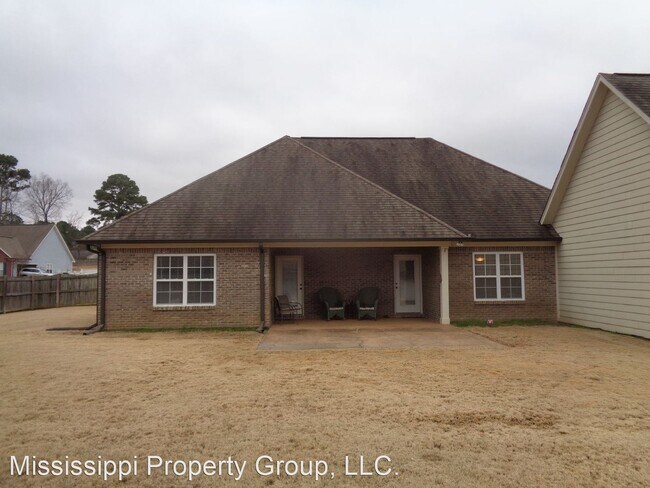 Building Photo - 4 br, 3.5 bath House - 1500 Wilkes Avenue