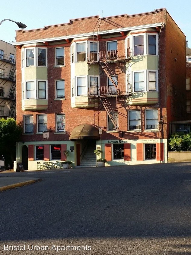Primary Photo - 2190 W Burnside St