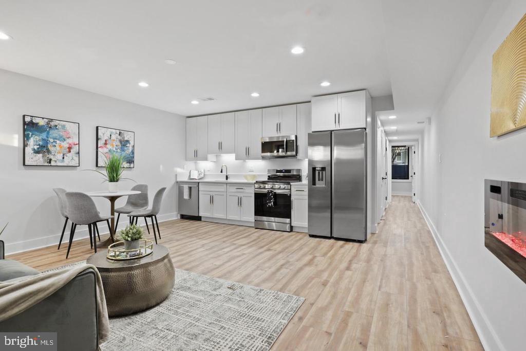 Primary Photo - 5522 13th St NW