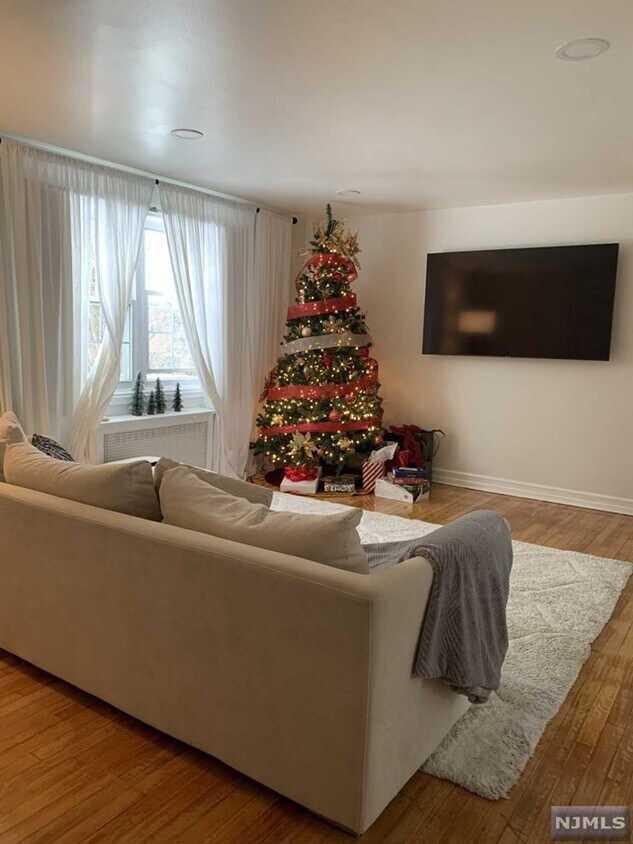 Foto principal - 38 Clark Ct