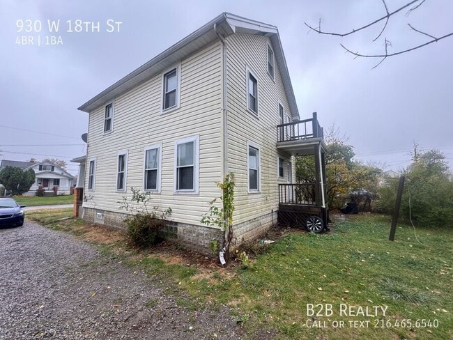 Building Photo - 930 W 18th St