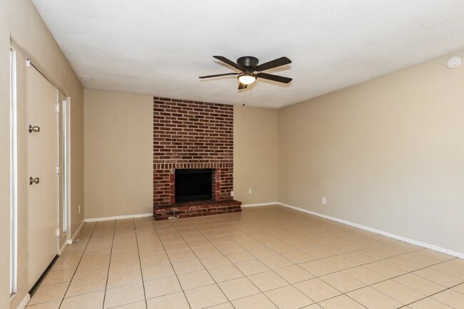 Foto del edificio - 3011 N 86th Ave