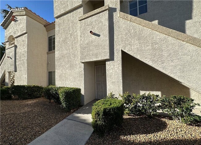 Foto del edificio - 6480 Annie Oakley Dr