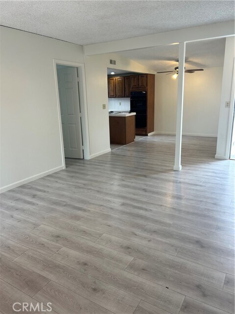 Foto del edificio - 13252 Monroe St