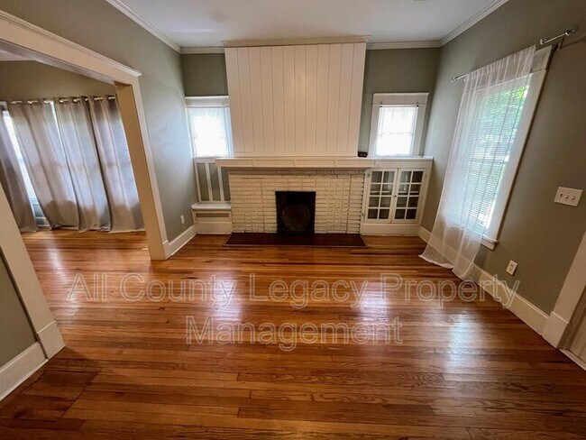 Building Photo - 543 Boulevard Pl NE