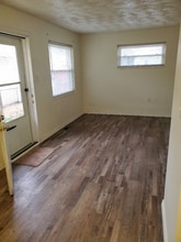 Building Photo - 623 Willow St