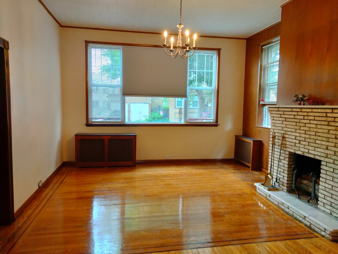 living room - 6214 61st St