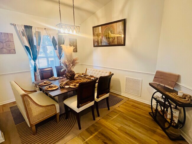 Foto del edificio - 1405 W River Ct