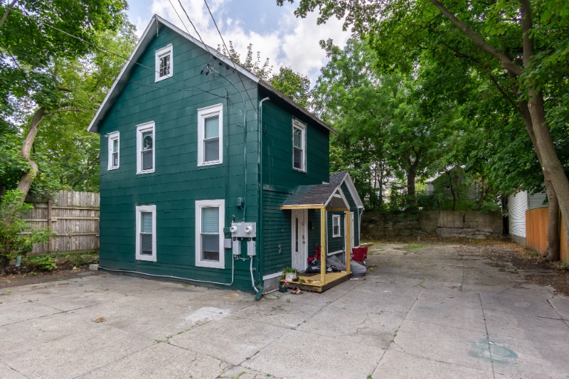 Primary Photo - 22 Edwards St