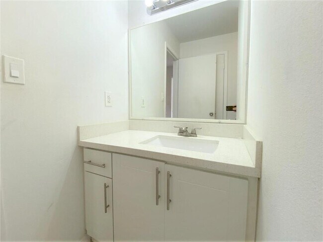 Foto del edificio - 10440 SW 156th Ct