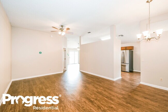 Foto del edificio - 1659 Spring Oaks Ln