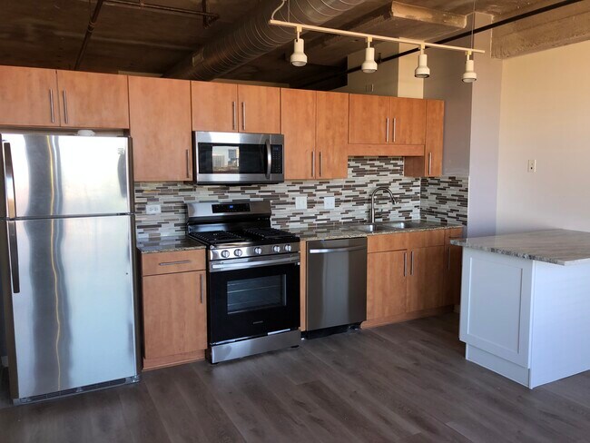 KITCHEN - 1550 S Blue Island Ave