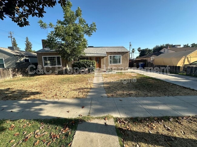 Building Photo - 1325 W Fountain Way