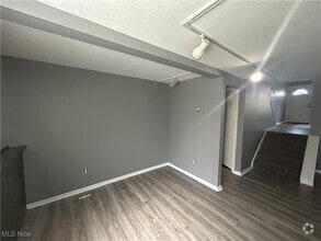 Building Photo - 6400 Lear Nagle Rd