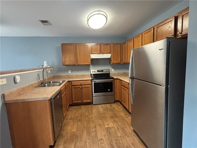 Building Photo - 334 Princeton Walk