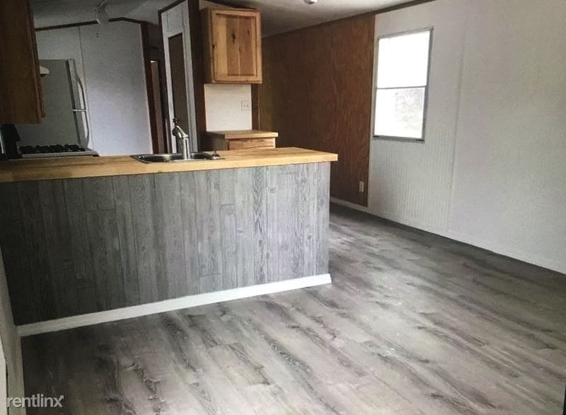 Primary Photo - 2 br, 1 bath House - 984 Briggs Hil Road